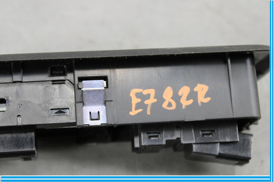 10-13 Land Rover Range Rover Rear Right Side Door Window Switch W/ Bezel Oem