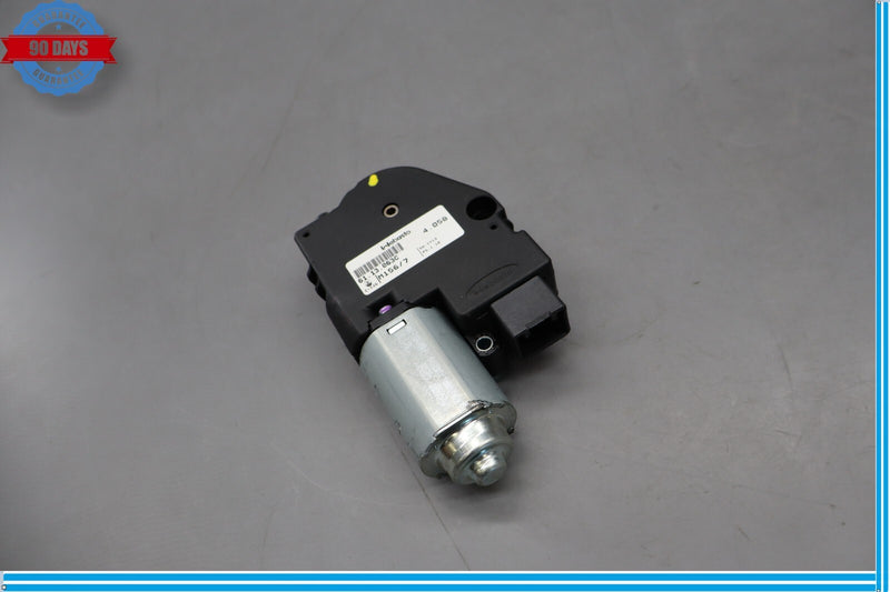 Load image into Gallery viewer, 14-17 Maserati Ghibli S Sunroof Sun Roof Motor Regulator 673000063 Oem

