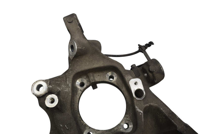 Load image into Gallery viewer, 14-17 Maserati Ghibli Rear Left Driver Side Spindle Knuckle Hub 670006804 Oem
