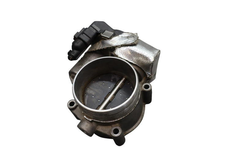 Load image into Gallery viewer, 11-17 Volkswagen VW Touareg Engine Air Inlet Intake Throttle Body 06E133062G Oem
