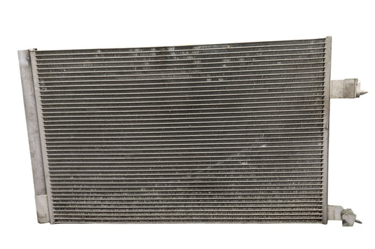 16–23 Jaguar XF XE X260 2.0L AC A/C Air Conditioning Condenser GX7319710BC Oem