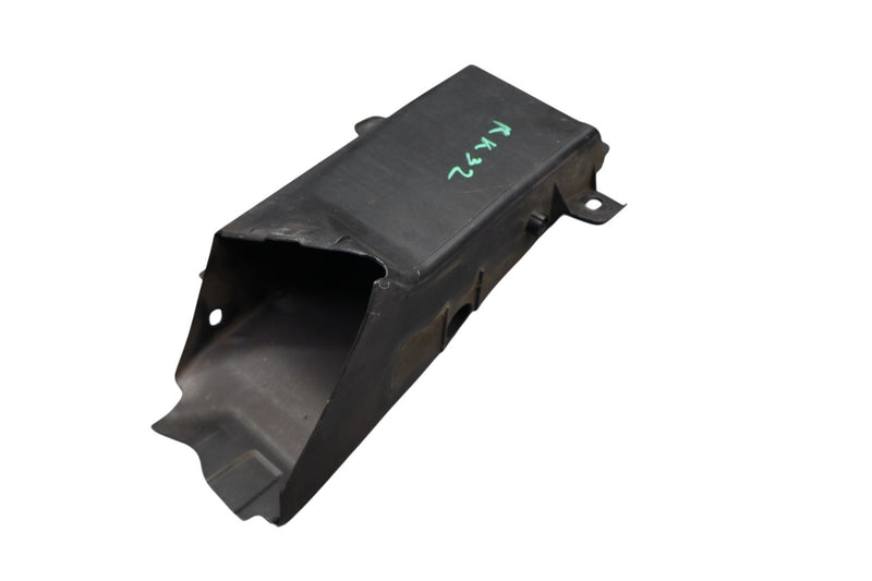 Load image into Gallery viewer, 10-17 BMW 535i 550i GT F07 Front Right Side Air Intake Duct 7200764 Oem *Damage*
