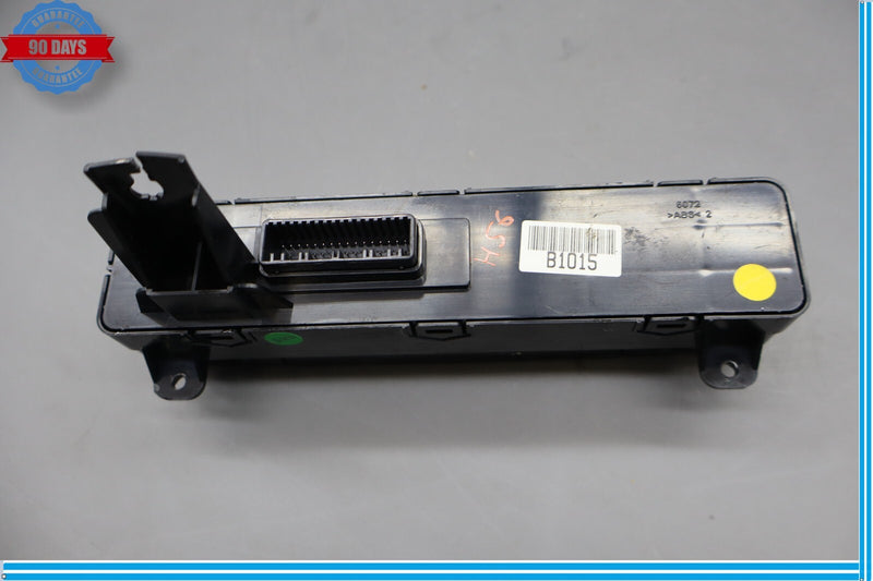 Load image into Gallery viewer, 15-16 Hyundai Genesis Center Console Heated Seats Control Switch Panel Oem
