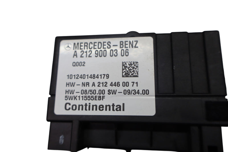 Load image into Gallery viewer, 06-14 Mercedes W212 E350 C350 Fuel Pump Control Module Unit 2129000306 Oem
