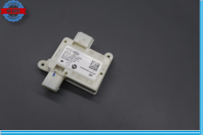 Load image into Gallery viewer, 15-16 Hyundai Genesis Right Side Seat Occupant Detection Sensor Module Oem
