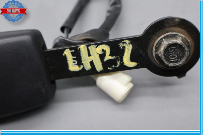 Load image into Gallery viewer, 02-05 Ford Thunderbird Left Driver Side Seat Belt Seatbelt Buckle Black Oem
