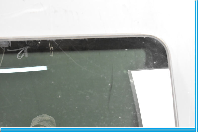 Load image into Gallery viewer, 04-08 Maserati Quattroporte Sunroof Sun Roof Sliding Window Glass Oem
