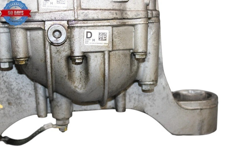 Load image into Gallery viewer, 11-16 Volkswagen Touareg VW Rear Axle Differential Carrier Diff Assembly Oem
