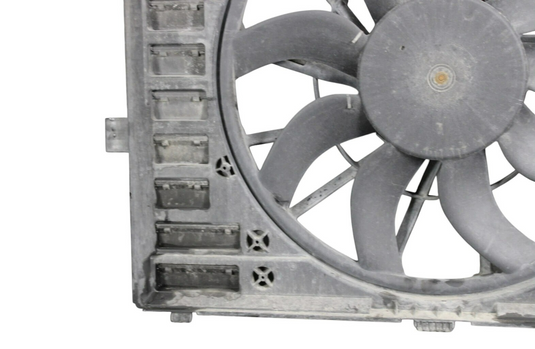 11-18 Porsche Cayenne Hybrid Engine Cooling Fan Motor Assembly Shroud Oem