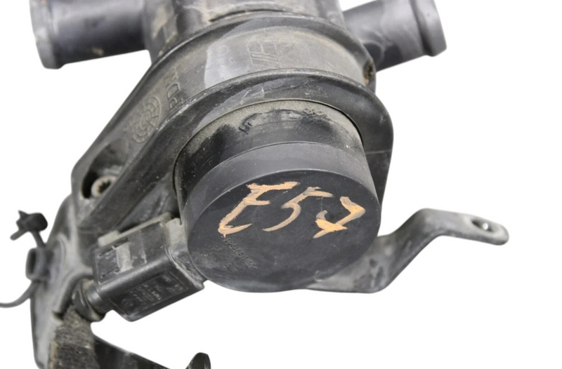 Load image into Gallery viewer, 06-12 Bentley Continental Engine Auxiliary Water Coolant Pump W/ Bracket Oem
