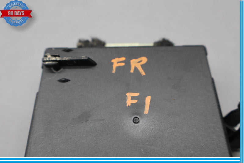 Load image into Gallery viewer, 08-18 Mercedes CLS550 E550 Front Right Passenger Side Door Control Module Oem
