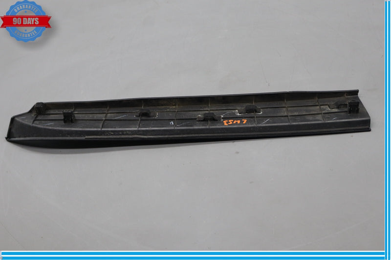 Load image into Gallery viewer, 17-20 Genesis G80 Front Left Driver Side Fender Seal Trim Ledge Cover Oem
