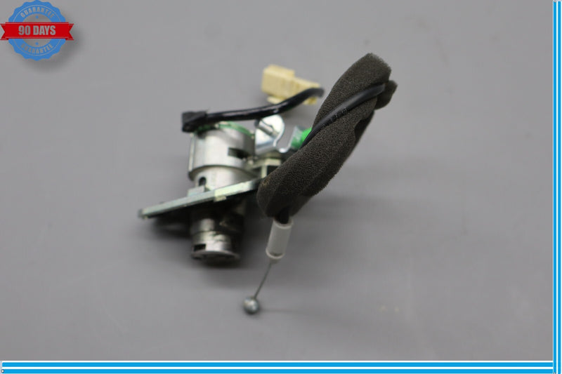 Load image into Gallery viewer, 07-09 Lexus LS460 Rear Trunk Deck Lid Key Lock Cylinder W/ Harness Oem
