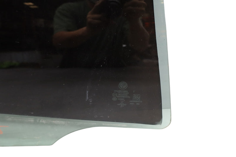 Load image into Gallery viewer, 17-23 Alfa Romeo Giulia Rear Right Passenger Side Door Window Auto Glass Oem
