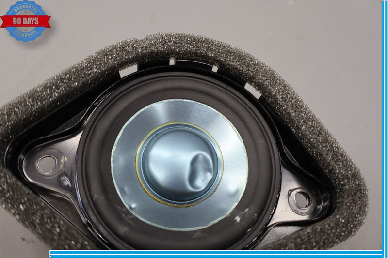 Load image into Gallery viewer, 06-12 Mercedes W164 ML320 GL320 Rear Right Side Door Tweeter Speaker Oem
