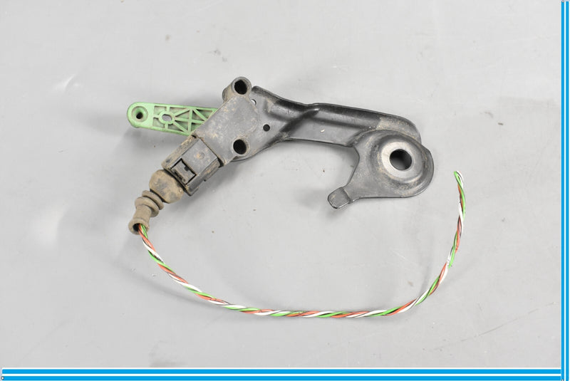 Load image into Gallery viewer, 11-17 Audi A8 L Quattro Headlight Side Height Level Sensor 4H0941309C Oem
