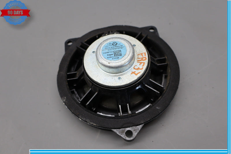 Load image into Gallery viewer, 12-16 BMW F30 328i Front Right Passenger Side Door HIFI Midrange Speaker Oem
