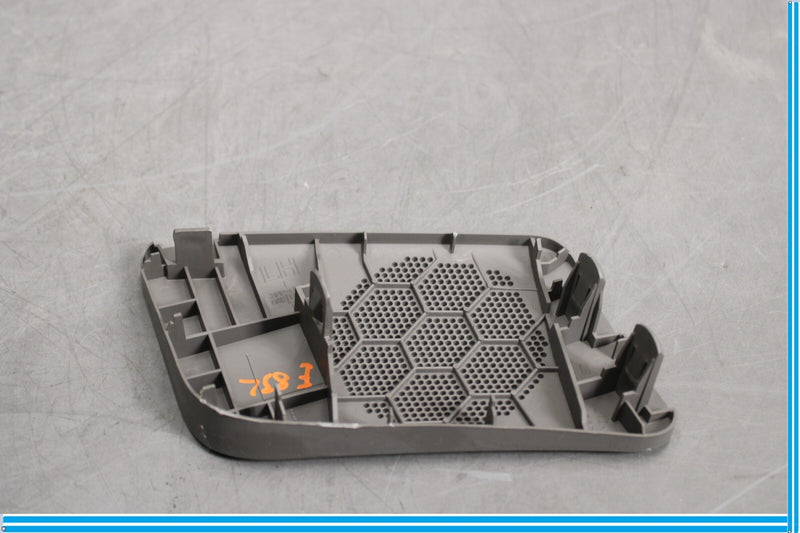 Load image into Gallery viewer, 11-17 Infiniti QX56 QX80 Front Right Passenger Dash Speaker Cover Oem

