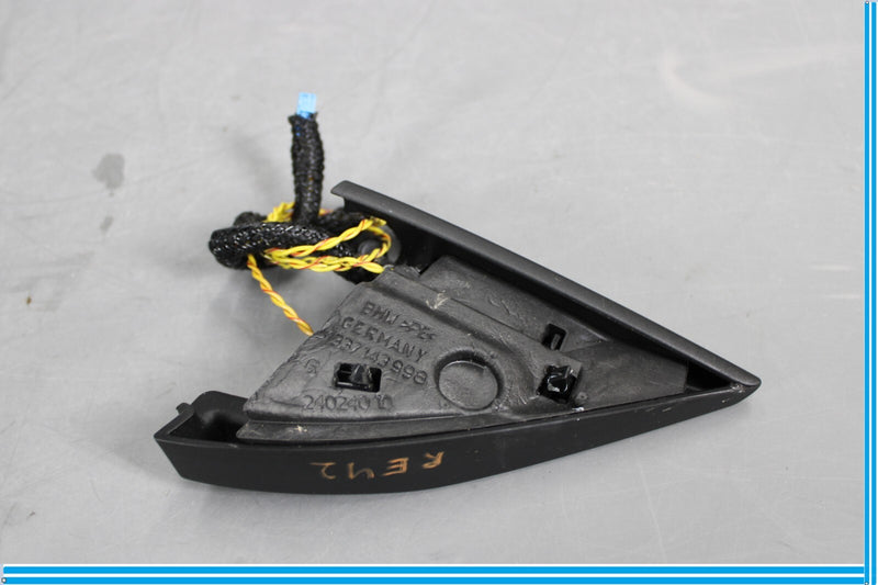 Load image into Gallery viewer, 04-10 BMW 645Ci 650i Front Right Side Door Corner Tweeter Speaker Oem
