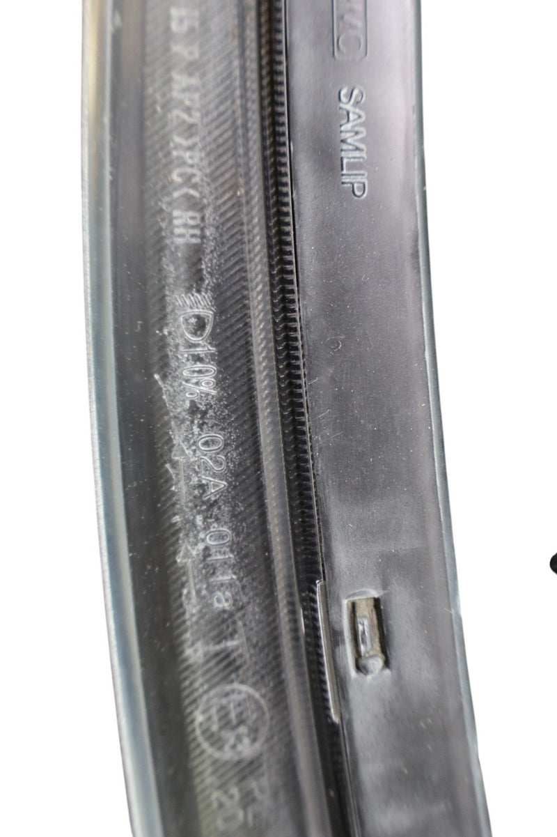 Load image into Gallery viewer, 11-13 Hyundai Equus Right Passenger Side Xenon HID Headlight Lamp 921023N030 Oem
