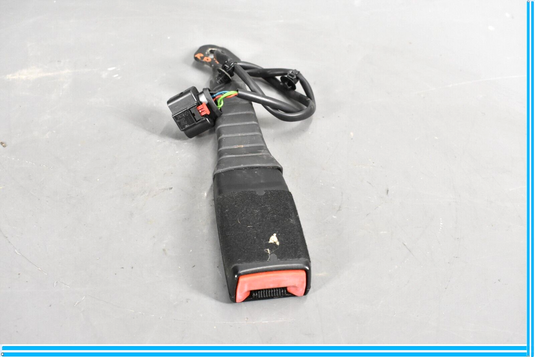 11-18 Volkswagen VW Touareg Front Right Passenger Seat Belt Buckle Receiver Oem