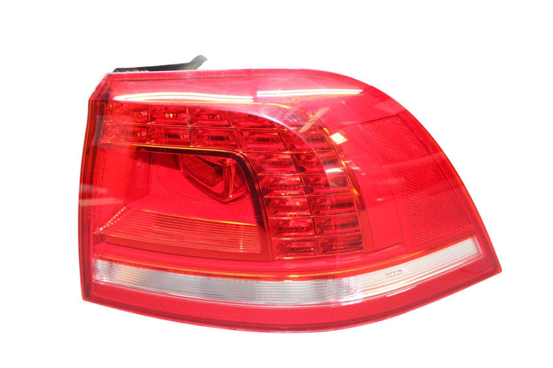 Load image into Gallery viewer, 11-14 Volkswagen VW Touareg Rear Right Passenger Outer Tail Light Lamp Oem
