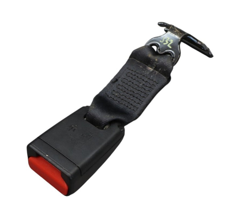 Load image into Gallery viewer, 14-22 Maserati Ghibli M157 Rear Center Side Seat Belt Buckle Black Oem
