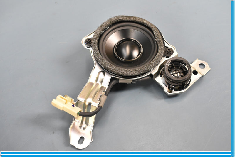 Load image into Gallery viewer, 07-17 Lexus LS460 Rear Right Mark Levinson Quarter Panel Tweeter Speaker Oem
