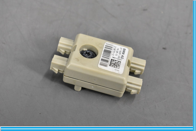 Load image into Gallery viewer, 09-15 BMW 750i 750Li Rear Right Antenna Trap Circuit Module Unit Oem
