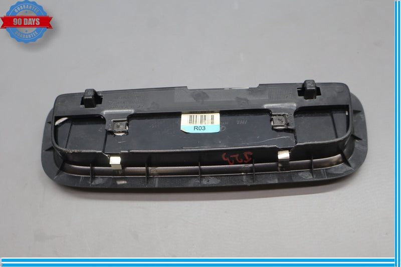 Load image into Gallery viewer, 11-13 Hyundai Equus SIG Rear Roof Interior Dome Light Lamp Assembly Oem
