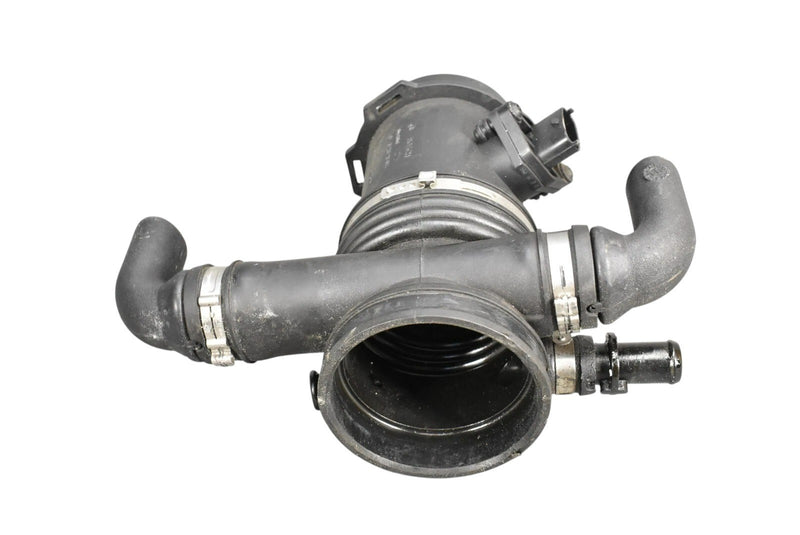 Load image into Gallery viewer, 04-11 Maserati Quattroporte M139 Mass Air Flow Sensor w/ Pipe 215889 Oem
