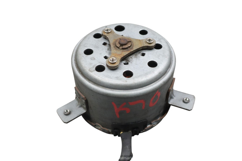 Load image into Gallery viewer, 08-17 Mercedes W204 C250 C350 E350 Engine Radiator Cooling Motor Oem
