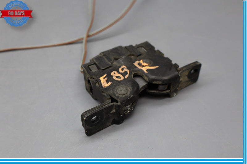 Load image into Gallery viewer, 03-08 Mercedes R230 SL550 SL500 Right Passenger Hood Latch Lock Actuator Oem
