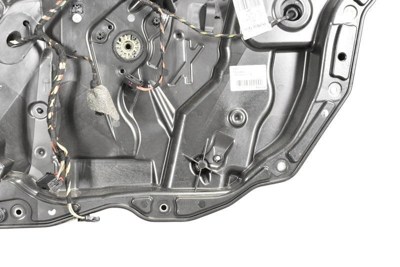 Load image into Gallery viewer, 11-18 Volkswagen Touareg Front Right Passenger Side Seat Window Regulator Oem

