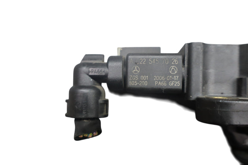 Load image into Gallery viewer, 05-13 Mercedes C350 CLK550 SLK350 Ignition Coil Set of 6 0225457026 Oem
