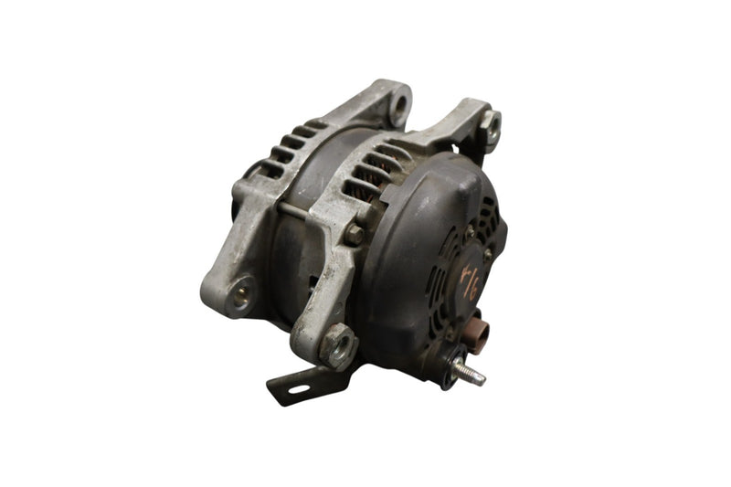 Load image into Gallery viewer, 15-17 Hyundai Genesis G80 Engine Alternator Generator 37300-3C552 Oem
