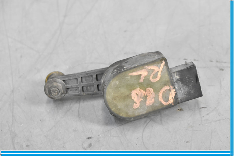 Load image into Gallery viewer, 03-08 Maserati Quattroporte Rear Left Driver Side Height Level Sensor Oem
