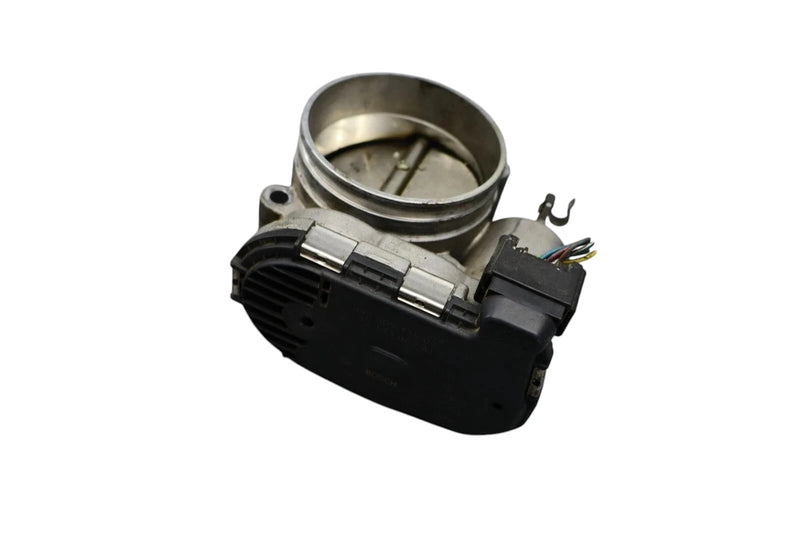 Load image into Gallery viewer, 10-18 Porsche Cayenne 958 Engine Air Inlet Intake Throttle Body 99760511501 Oem
