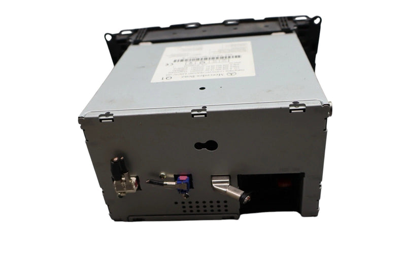Load image into Gallery viewer, 08-11 Mercedes C300 C250 Navigation Command Head Unit CD Audio 2049069901 Oem
