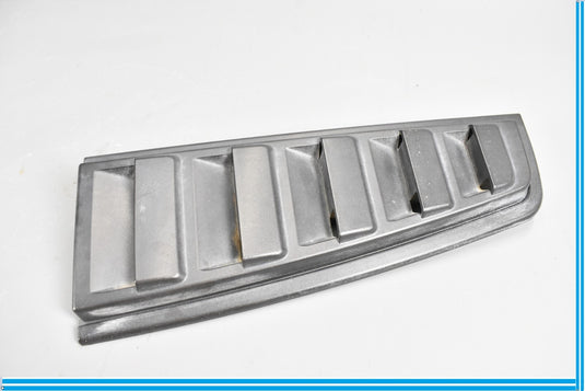 03-07 HUMMER H2 Rear Right Upper Tail Light Lamp Vent Cover Guard Trim Oem