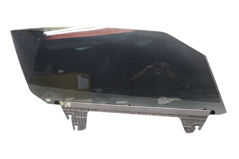 Load image into Gallery viewer, 03-10 Bentley Continental GTC Front Right Side Door Window Auto Glass Oem
