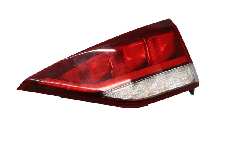 Load image into Gallery viewer, 15-17 Hyundai Genesis G80 Rear Right Passenger Side Inner Tail Light Lamp Oem
