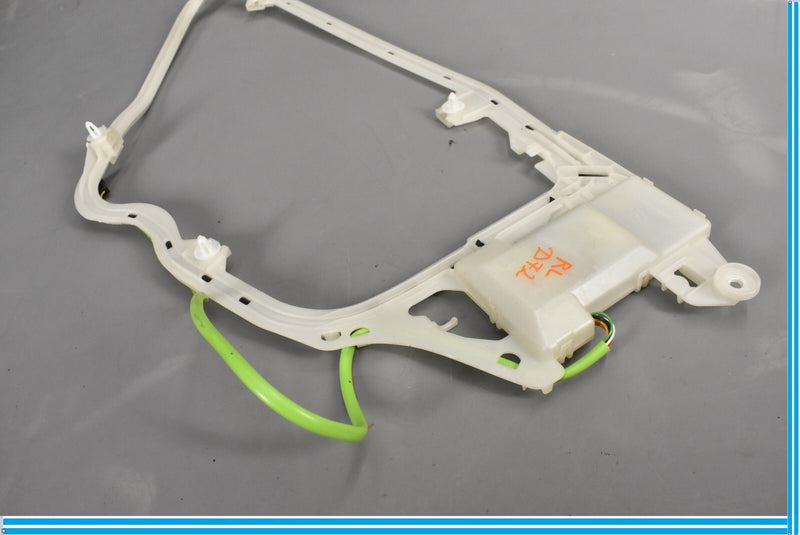 Load image into Gallery viewer, 00-06 Mercedes S500 S600 W220 Rear Left Driver Keyless Go Entry Antenna Oem
