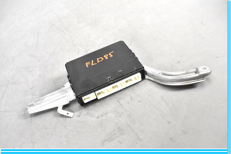 Load image into Gallery viewer, 07-09 Lexus LS460 Front Left Driver Door Multiplex Control Module Oem
