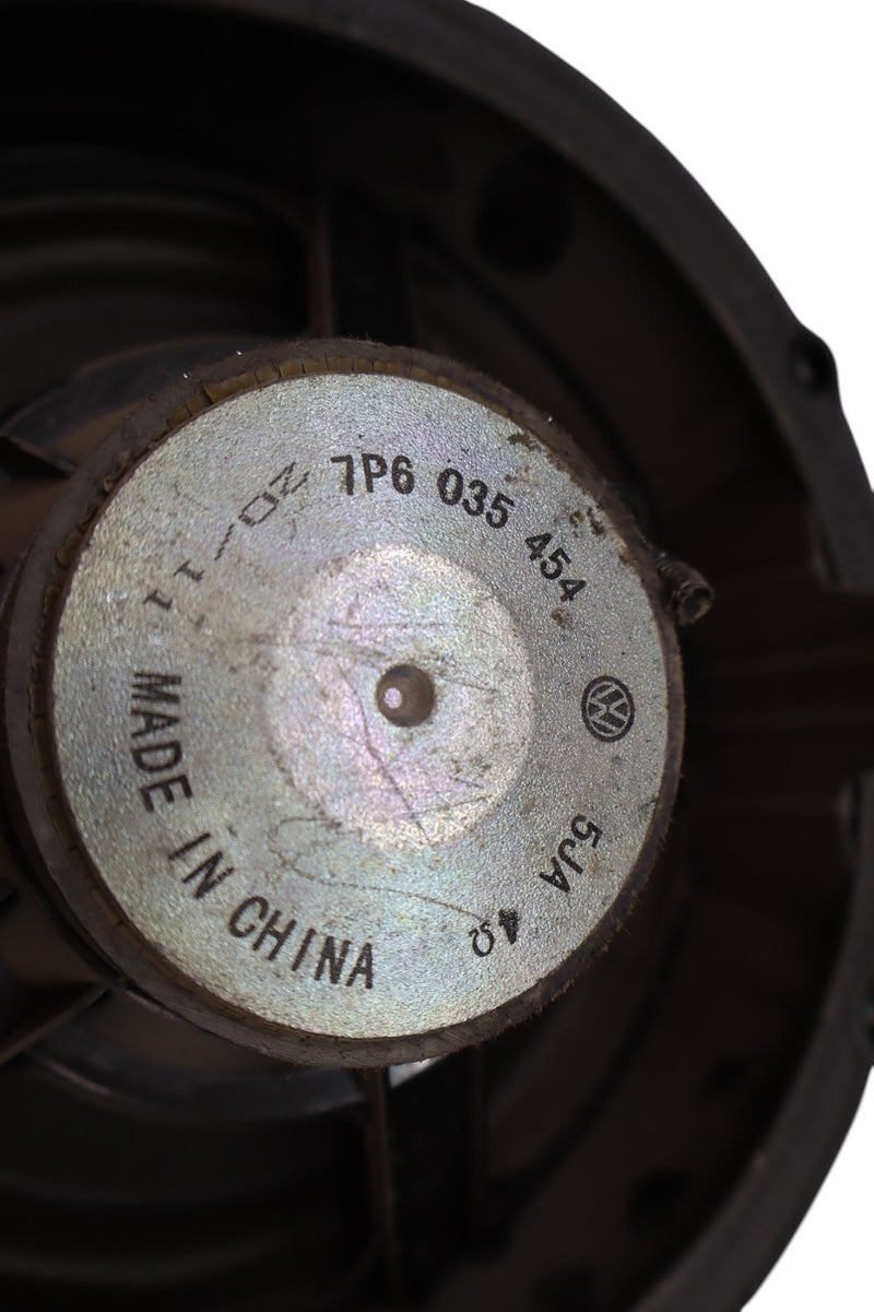Load image into Gallery viewer, 11-16 Volkswagen VW Touareg Left Or Right Side Door Audio Sound Speaker Oem
