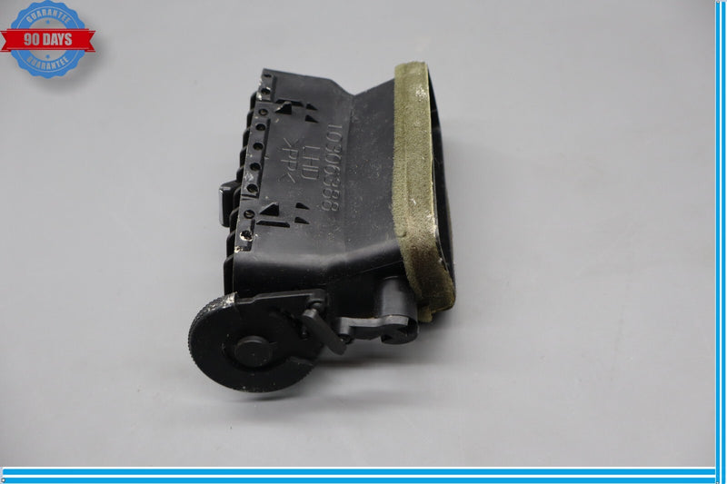 Load image into Gallery viewer, 04-08 Cadillac XLR Front Left Driver Side Door Air Vent 10306388 Oem
