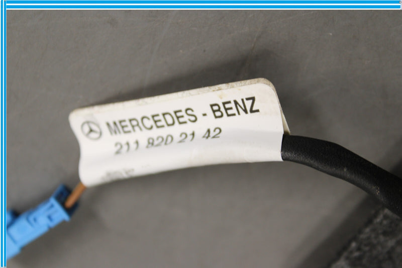Load image into Gallery viewer, 03-11 Mercedes W219 CLS550 E350 Front Seat Blower Cooler Fan Fans Assembly Oem
