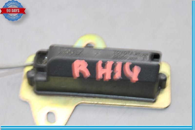 Load image into Gallery viewer, 02-10 Lexus SC430 Right Side TPMS Tire Pressure Sensor Antenna 89767-24010 Oem
