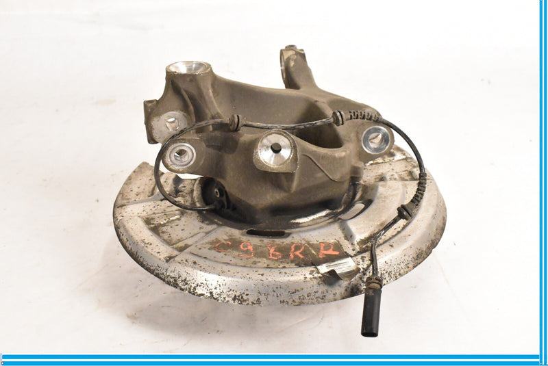 Load image into Gallery viewer, 2015 11 12 13 14 16 BMW 528XI F10 AWD REAR RIGHT SPINDLE KNUCKLE HUB 33326793770
