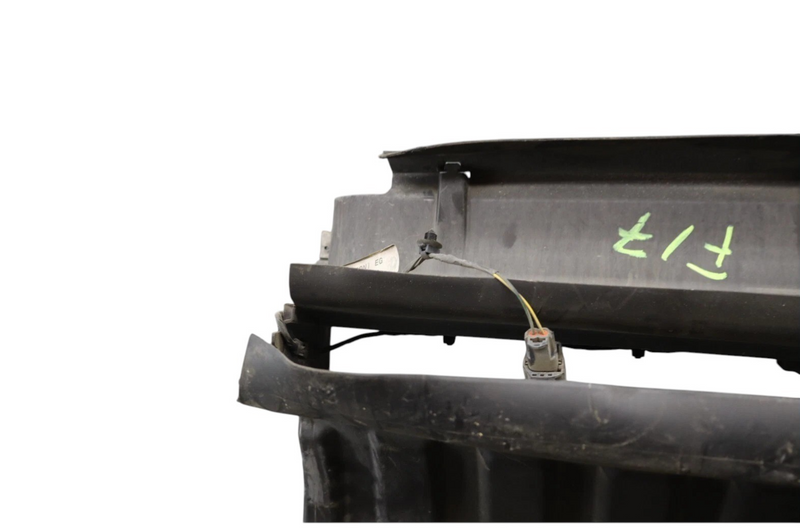 Load image into Gallery viewer, 06-09 Land Range Rover Sport Engine Radiator Support Air Duct Deflector Oem
